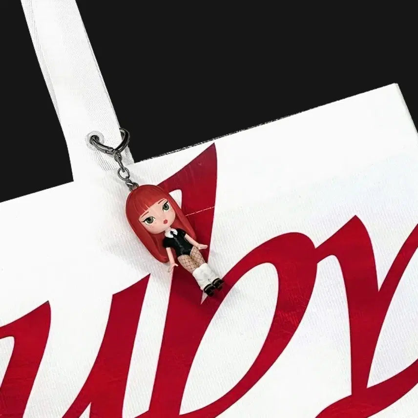 [BUNJANG] BLACKPINK Jennie Ruby Figure Keychain / 블랙핑크 제니 루비 피규어 키링 키체인 jennie ruby figure keyring keychain md