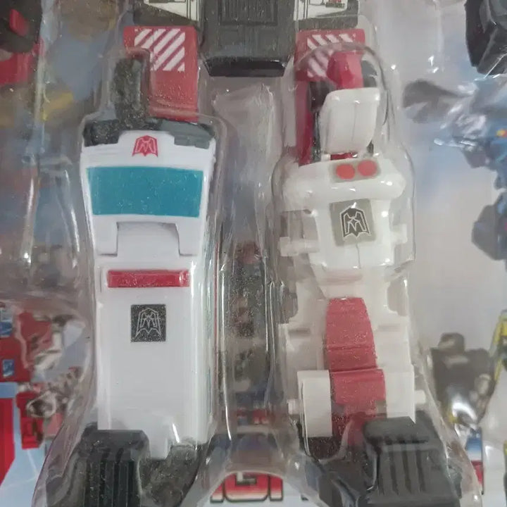 [BUNJANG] Chinese Transformers STD Defensor Protectobot Combiner / 중국 트랜스포머 STD 디펜서 프로텍토봇 컴바이너