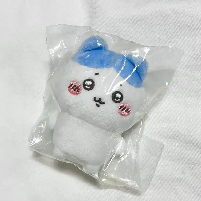 [BUNJANG] Chiikawa Hachiwara Sitting Plush / 치이카와 앉은누이 하치와레