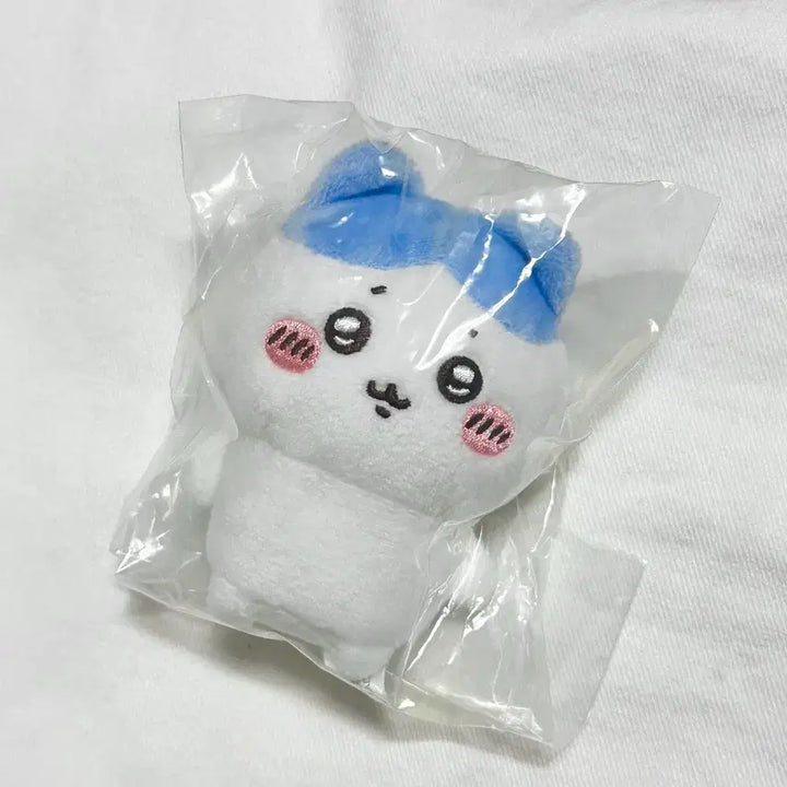 [BUNJANG] Chiikawa Hachiwara Sitting Plush / 치이카와 앉은누이 하치와레