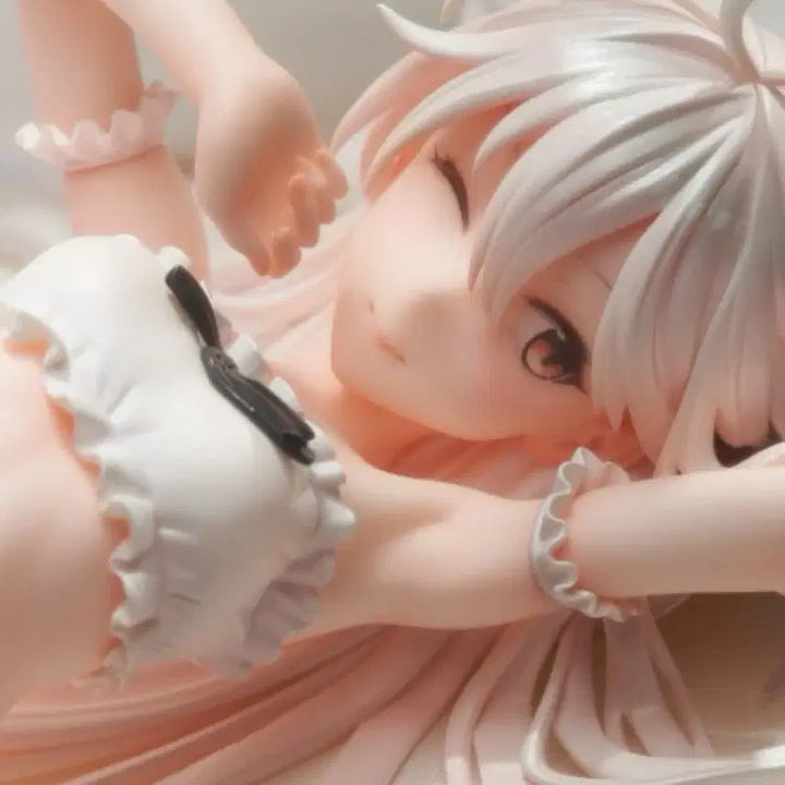 [BUNJANG] Infinity Studio SSR Classic Beautiful Girl Figure (Sealed) / 미개봉 잠깨는 백발쨩 인피니티 스튜디오 ssr 피규어 고전 미소녀