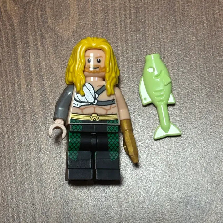 [BUNJANG] LEGO DC Aquaman Figure / 레고 DC 아쿠아맨 피규어