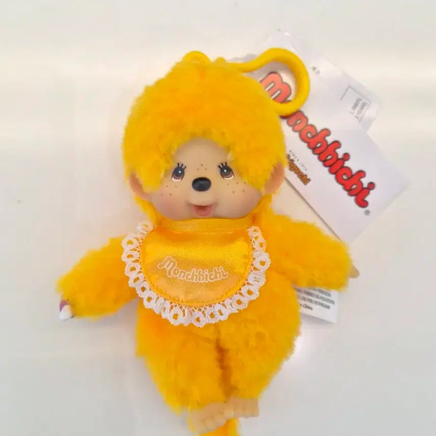 [BUNJANG] Yellow Fluffy Keychain / 정품)유럽  한정 뽀글이 키링 옐로우