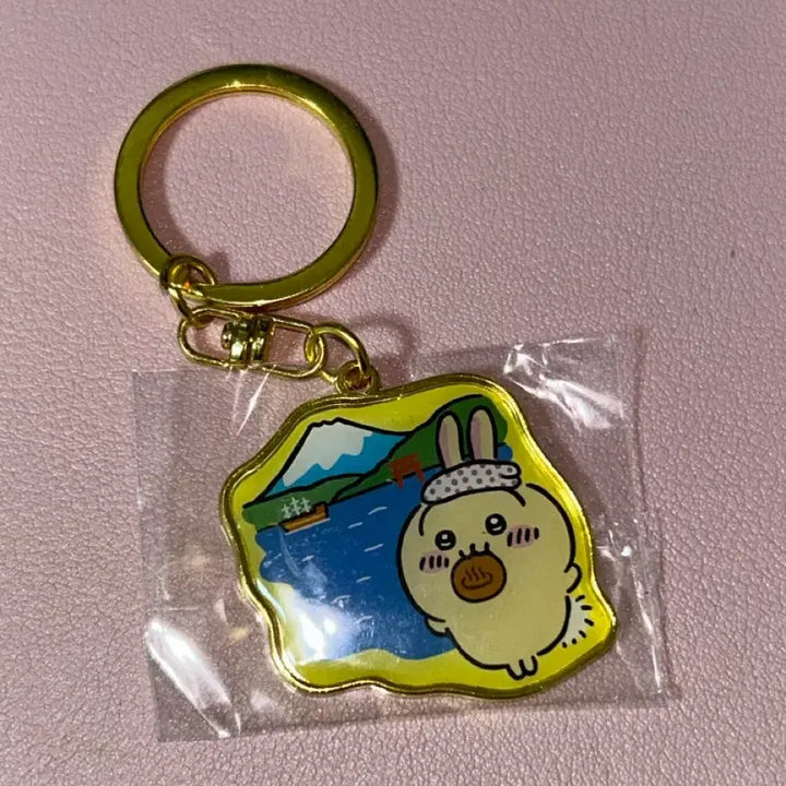 [BUNJANG] Chiikawa Usagi Hakone Charm / 치이카와 우사기 하코네 키링