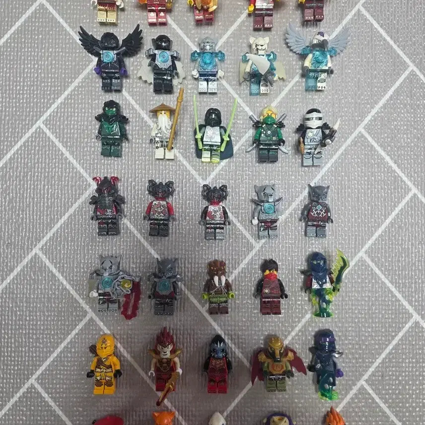 [BUNJANG] LEGO Figures (Ninjago, Chima, etc.) Bundle / 레고 피규어(닌자고,키마 등)