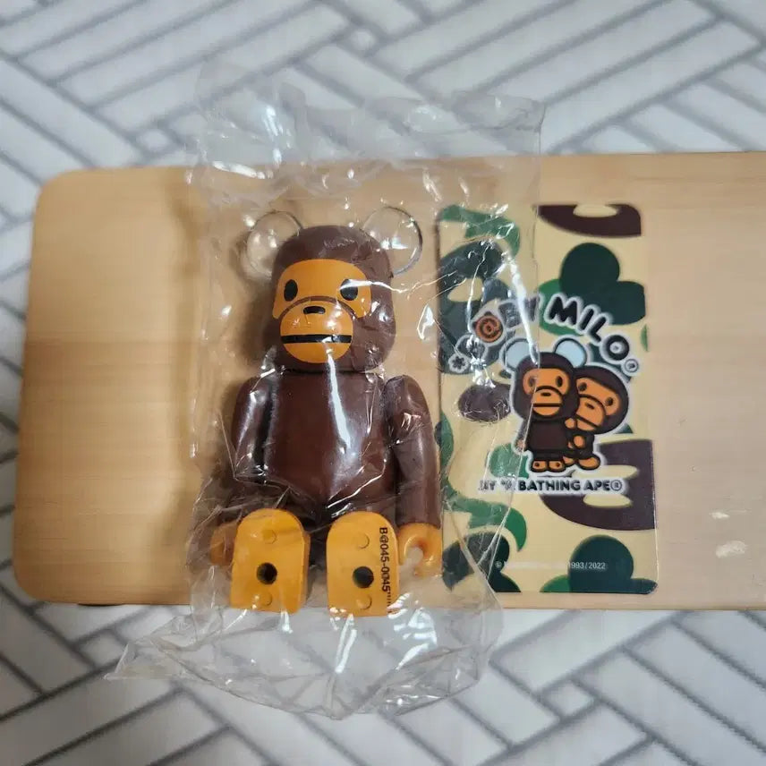 [BUNJANG] Bearbrick Series 45 Bape Milo / 베어브릭 45탄 슈시 베이프 마일로