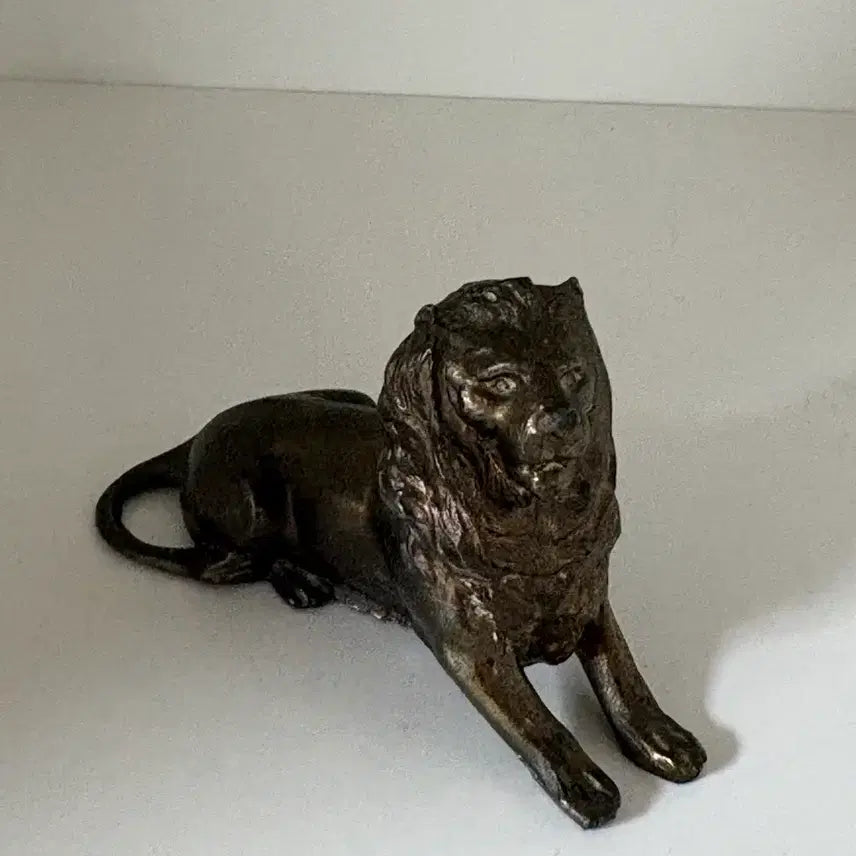 [BUNJANG] French Vintage Brass Lion Mini Figurine / 프렌치 빈티지 브라스 라이언 사자 미니 오브제