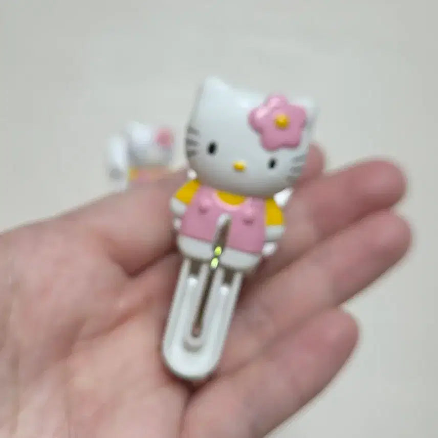 [BUNJANG] 1998 Hello Kitty Clip Set / 개별)고전키티 집게 카오하나 집게
