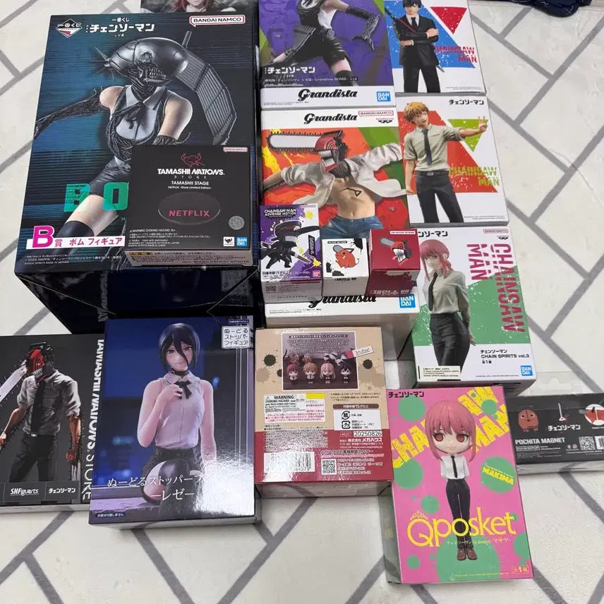 [BUNJANG] Chainsaw Man Figure &amp; Goods Bundle Set / 체인소맨 피규어 굿즈 일괄 팝니다