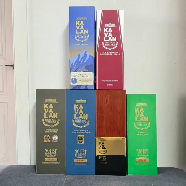 [BUNJANG] Kavalan Single Malt Whisky Empty Bottle Collection Bundle Set / 카발란 싱글 몰트 위스키 컬렉션 공병 일괄