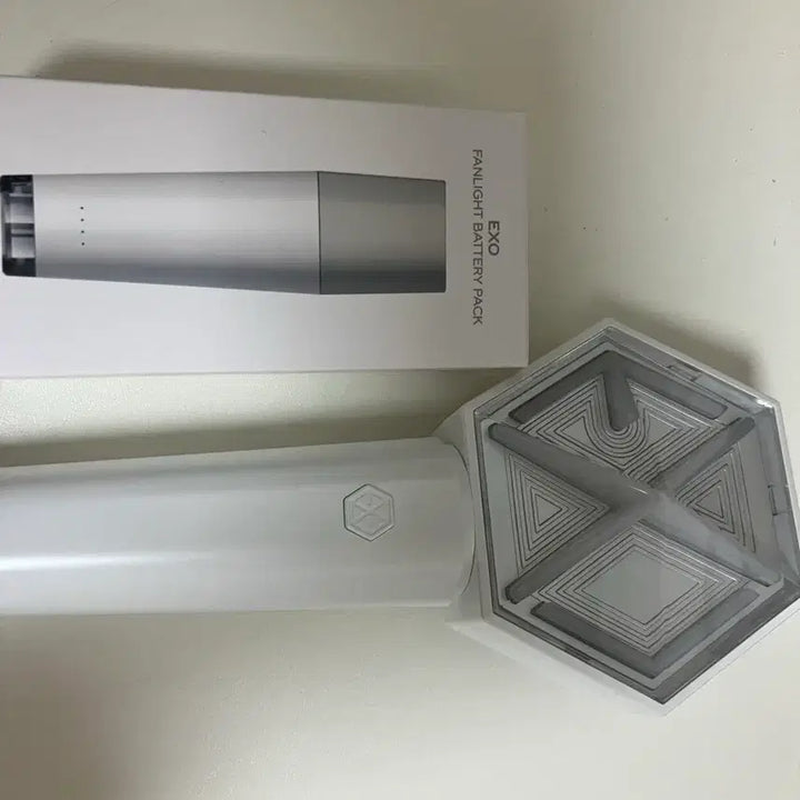 [BUNJANG] EXO EXO-L Bong (DDori-Bong) + Battery Pack / 엑소 에리디봉(또리디봉)+배터리팩 양도