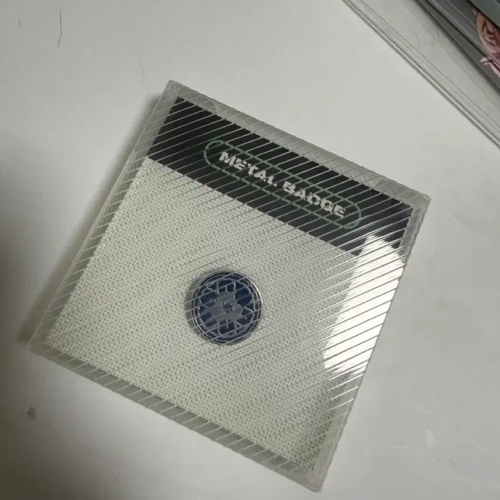 [BUNJANG] PLAVE Sung Hwi Badge / 플레이브 성휘뱃지