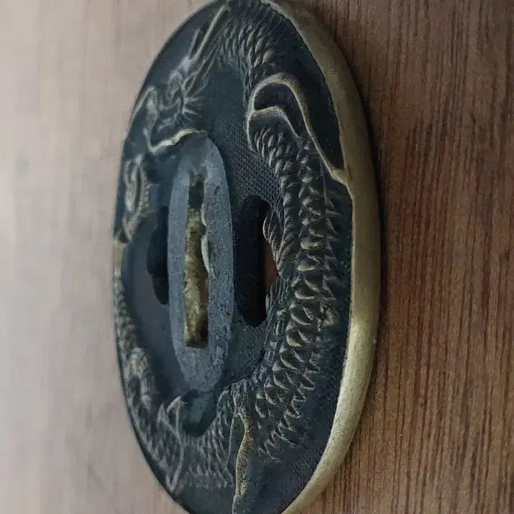 [BUNJANG] Dragon Motif Tsuba - Japanese Sword Fitting / 용 무늬 츠바 일본도 부속품
