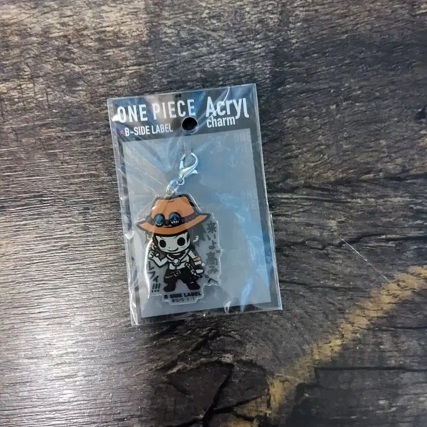 [BUNJANG] One Piece Ace Acrylic Keyring B-SIDE LABEL / 원피스 에이스 아크릴 키링 B-SIDE LABEL