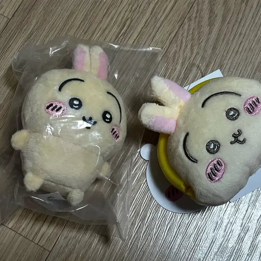 [BUNJANG] Chiikawa Usagi Sitting Plush &amp; Coin Purse Bundle Set / 치이카와 앉은누이 우사기  동전지갑 우사기 일괄