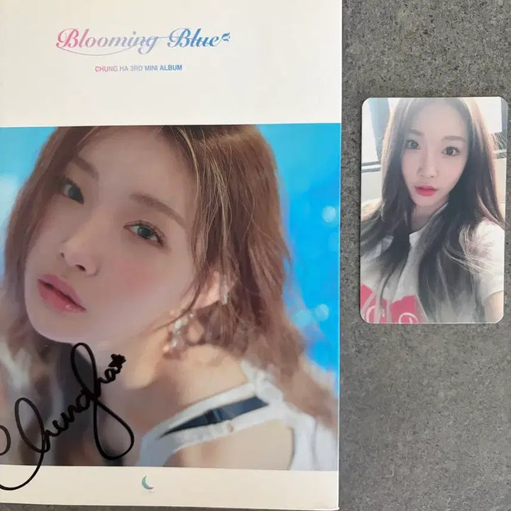 [BUNJANG] Chung Ha Signed Blooming Blue 3rd Mini Album / 청하 친필싸인 싸게 판매해요!!