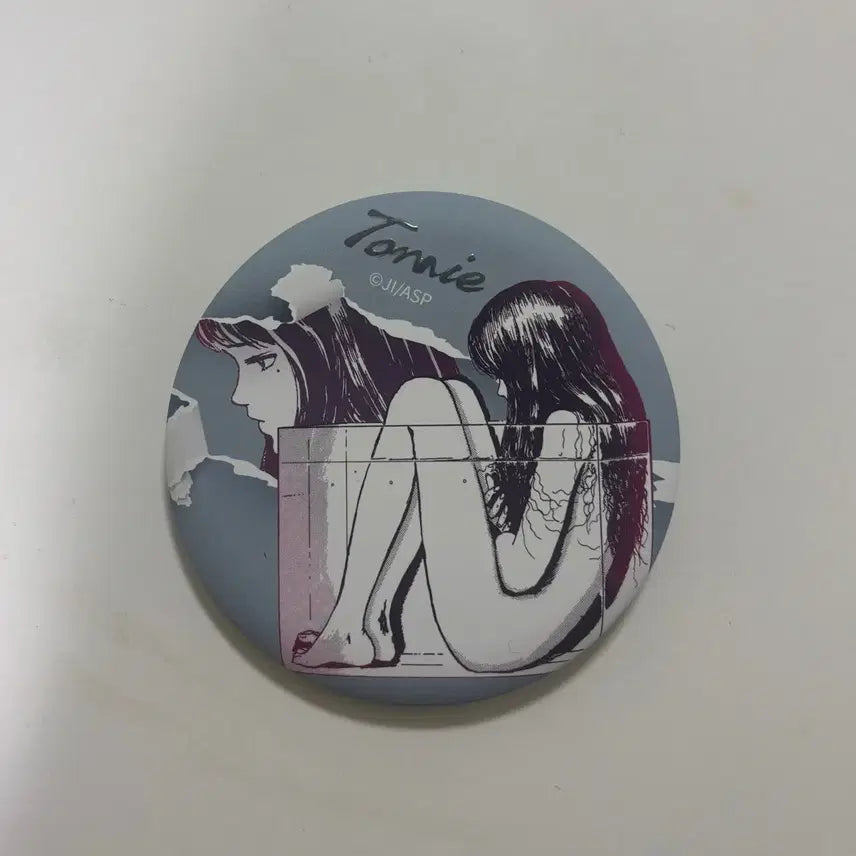 [BUNJANG] Junji Ito Tomie Can Badge / 이토준지 토미에 캔뱃지