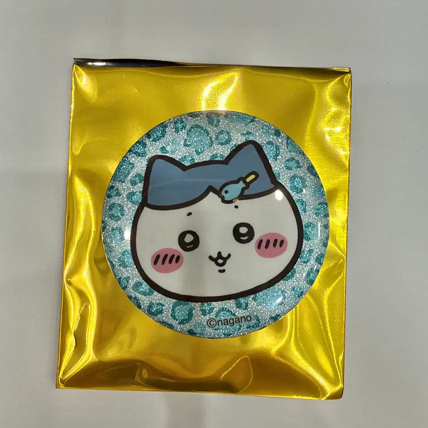 [BUNJANG] Chiikawa Hachware Hoppy Badge / 치이카와 호피 뱃지 하치와레