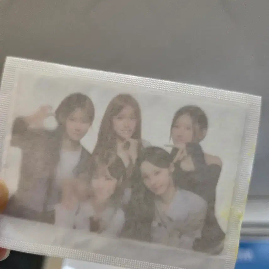 [BUNJANG] Ressene Bread Group Photocard / 리센느빵 단체 포카 판매합니다