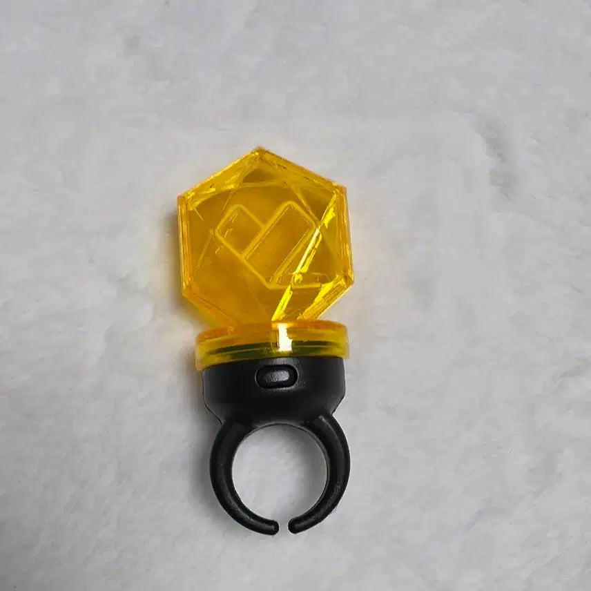 [BUNJANG] Lee Jun-ho Gemstone Ring / 이준호 보석반지