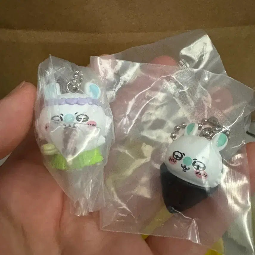 [BUNJANG] Chiikawa Momonga Gacha Figure Bundle Set / (일괄/가챠)치이카와 모몽가