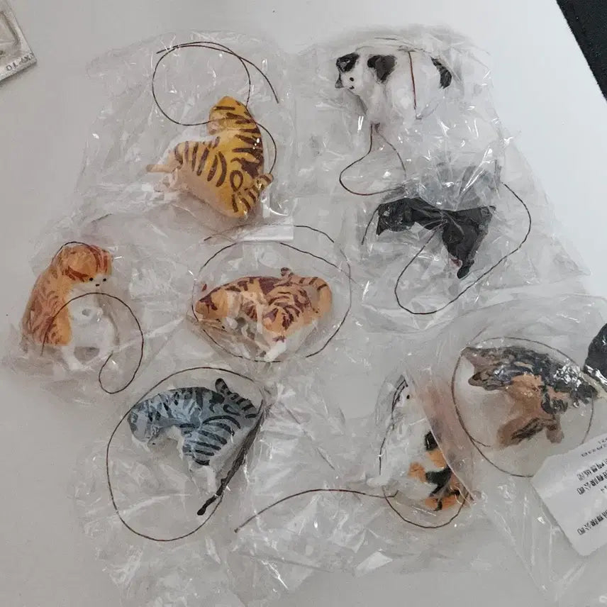[BUNJANG] Fishing Cat Figurines 8-Piece Bundle Set (New) / 낚시하는 고양이 피규어 인형 8개 일괄(새상품)