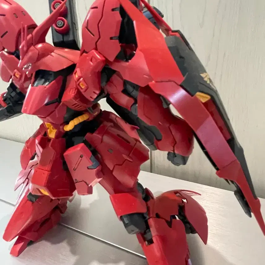 [BUNJANG] RG Sazabi Assembled Model / 건담 rg 사자비 조립