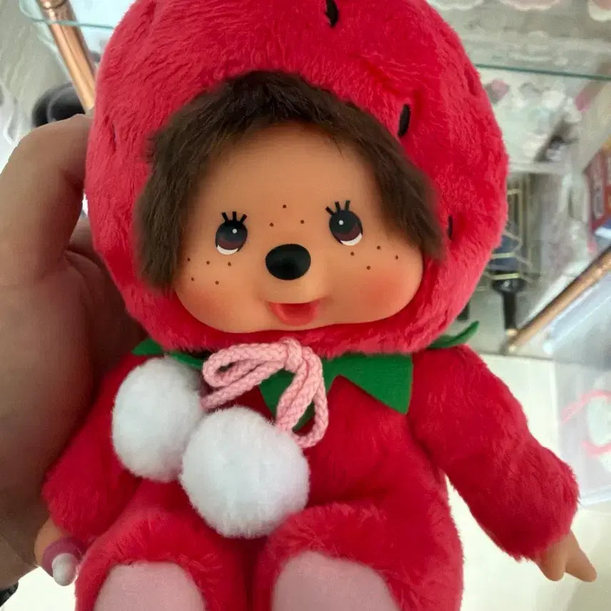 [BUNJANG] Fukuoka Strawberry Monchhichi / 후쿠오카 딸기 몬치치