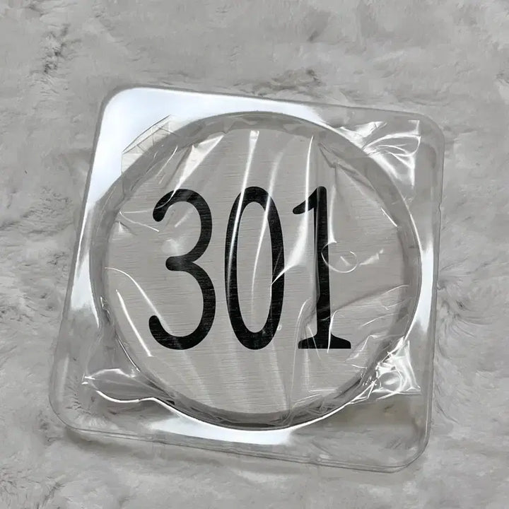 [BUNJANG] Hunter x Hunter Illumi Zoldyck Number Plate Coaster / 헌터헌터 이르미 기타라클 넘버플레이트 코스터