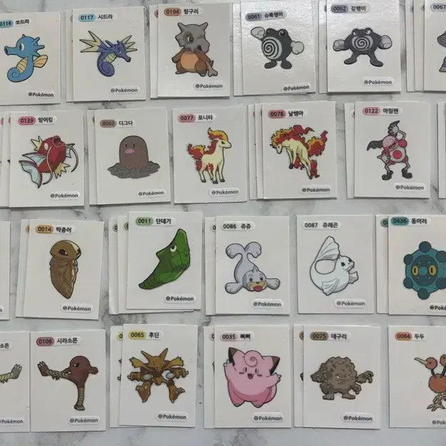 [BUNJANG] Pokemon Pokemon Bread Stickers Bundle Set / 포켓몬 포켓몬스터 띠부씰 띠부실 스티커 일괄 양도!