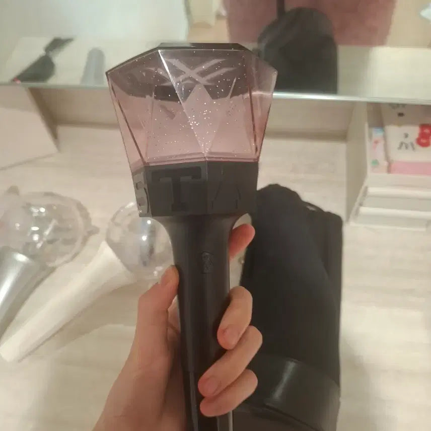 [BUNJANG] MONSTA X Lightstick / 몬스타엑스 응원봉 몽둥이 판매