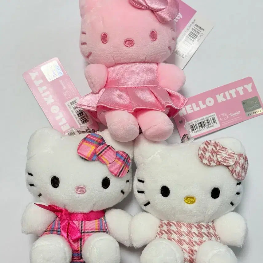 [BUNJANG] Sanrio Hello Kitty Genuine Doll Keychain Set 3 Types / 산리오 헬로키티 정품 인형 키링 3종 세트