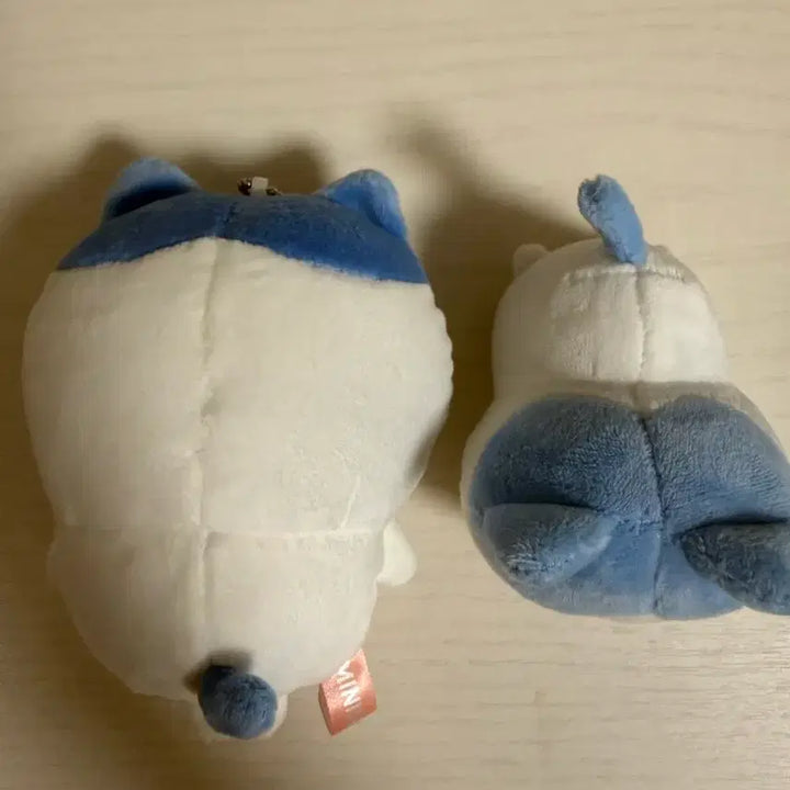 [BUNJANG] Miniso Hachiwara "Sleeping" &amp; "Sitting" Plush Set / 미니소 하치와레 엎드린 앉은 누이 일괄