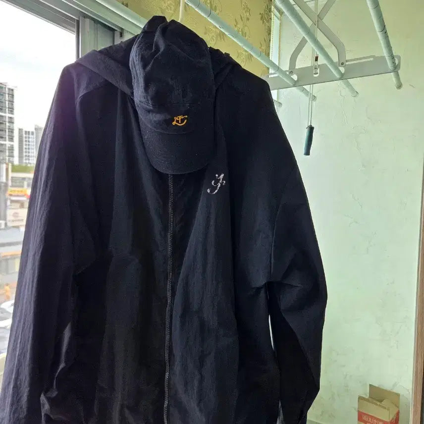 [BUNJANG] Lee Seung Yoon Windbreaker &amp; Ball Cap Bundle Set / [일괄] 이승윤 MD 바람막이+볼캡