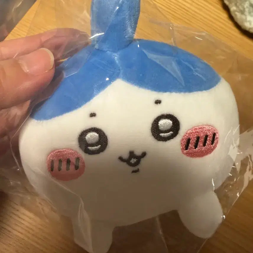 [BUNJANG] Hachiwara "Bottom" Plush / 하치와레 엉덩이