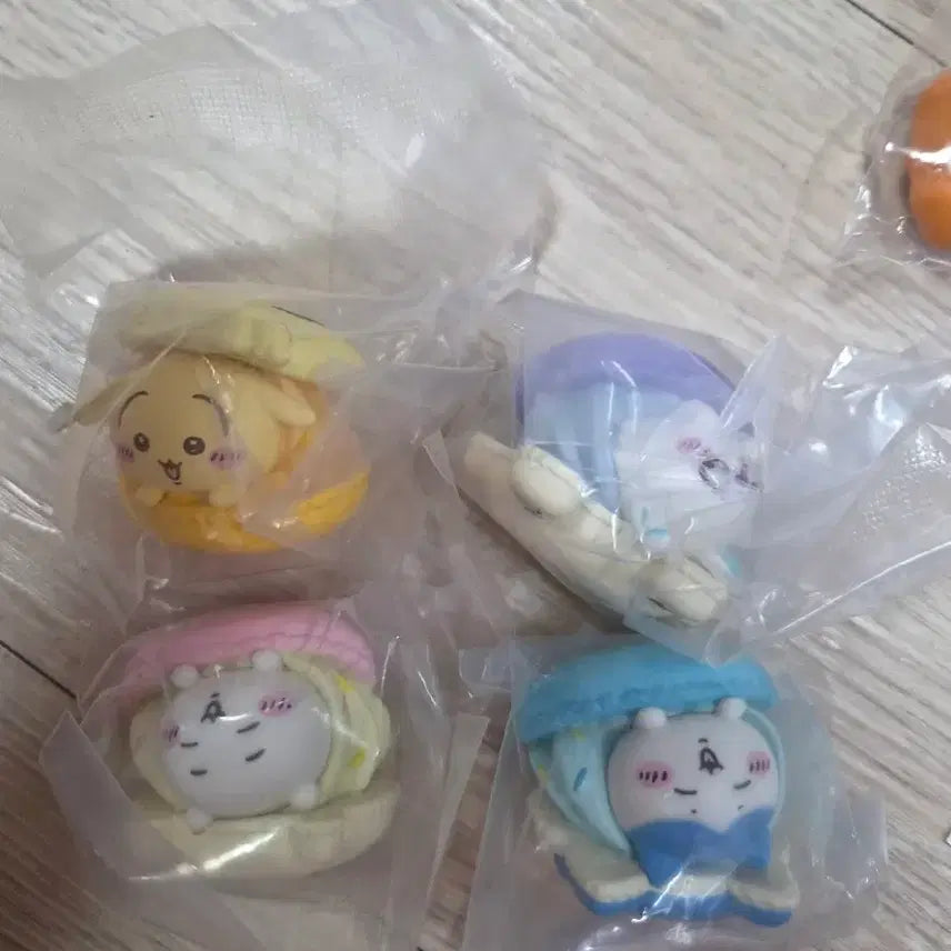 [BUNJANG] Chiikawa Macaron 4 Types Set (Usagi, Hachiware, Momonga) / (4개세트) 치이카와 마카롱 4종 세트 우사기 하치와레 모몽가