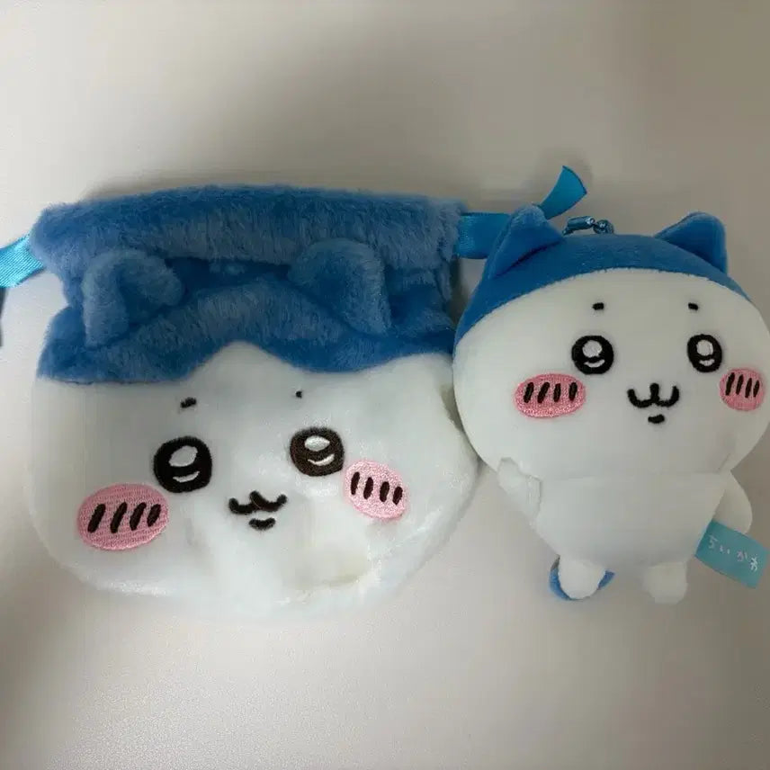 [BUNJANG] Chiikawa Hachiwara Plush &amp; Pouch Bundle Set / 치이카와 굿즈 앞머리 하치와레 인형 하치와레 파우치 일괄 판매합니다