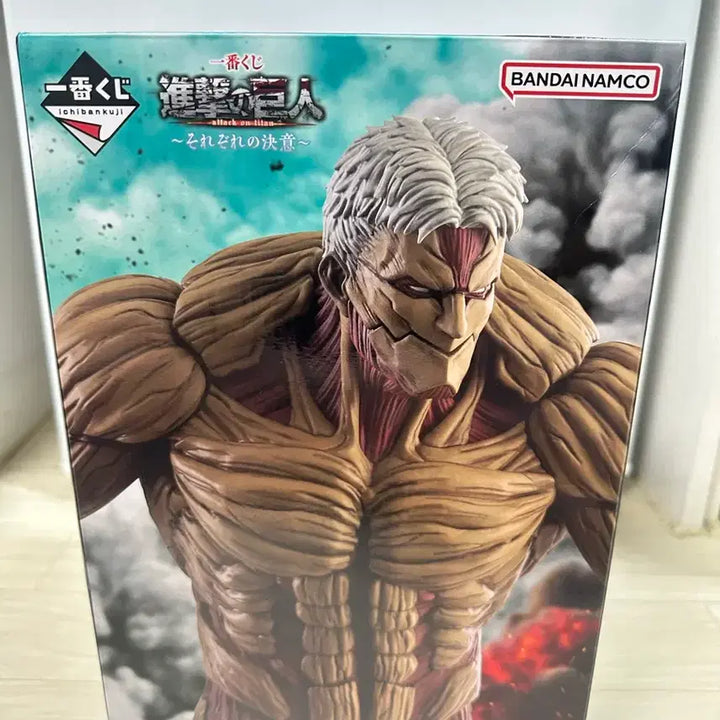 [BUNJANG] Attack on Titan Armored Titan A Prize Figure (Sealed) / [미개봉]진격의거인 갑옷거인 A상 팝니다