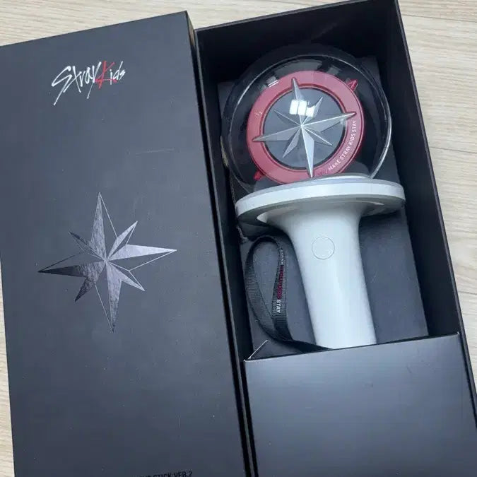 [BUNJANG] Stray Kids Official Light Stick Ver. 2 / 스트레이키즈 응원봉2