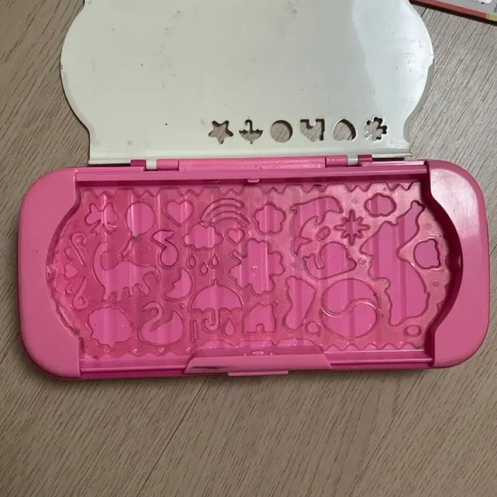 [BUNJANG] Vintage Hello Kitty Pencil Case (2011) / 고전문구 고전 키티 필통