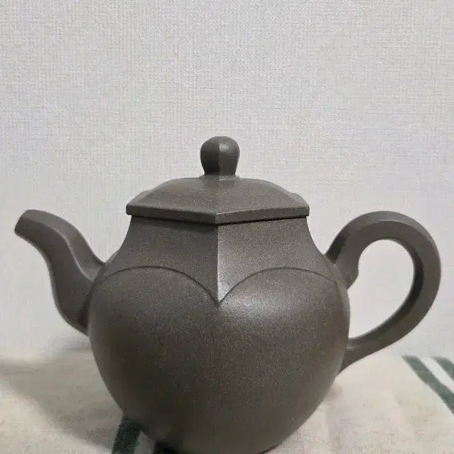[BUNJANG] Exquisite Zisha Teapot - 350cc / 고급스러운 청회니 자사호 350cc 판매합니다