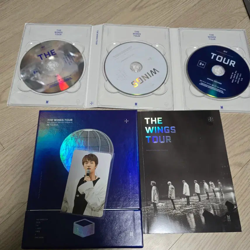 [BUNJANG] BTS Wings Tour Concert DVD Jin Photocard Bundle Set / 방탄 윙즈투어 콘서트 dvd 석진 포카포함 풀셋양도. bts JIN 윙파콘