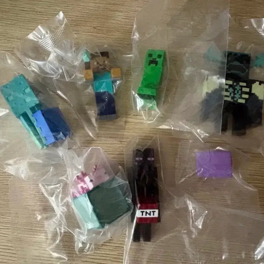 [BUNJANG] Minecraft Gachapon 6-Set (Sealed) / 마인크래프트 / 마크 가챠퐁 6종세트 미개봉