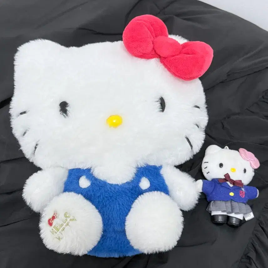 [BUNJANG] Hello Kitty Doll Bundle Set / 키티 인형 일괄