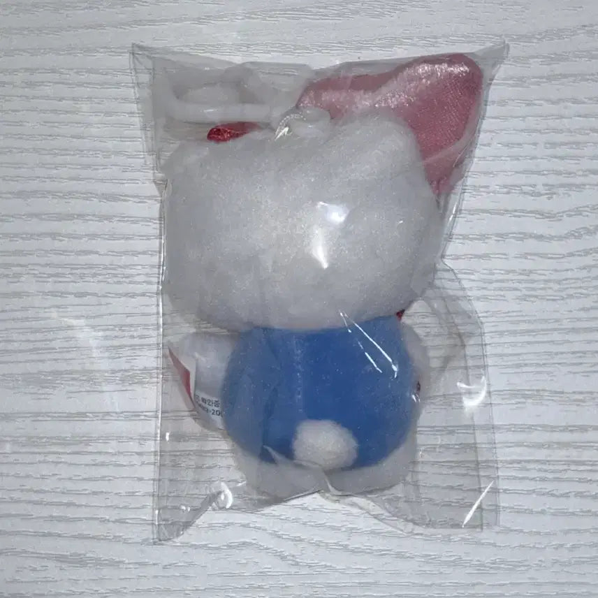 [BUNJANG] Hello Kitty 50th Anniversary Doll Keychain / 헬로키티 50주년 기념 인형 키링