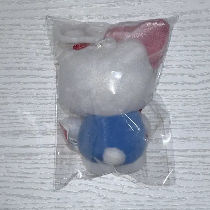 [BUNJANG] Hello Kitty 50th Anniversary Doll Keychain / 헬로키티 50주년 기념 인형 키링