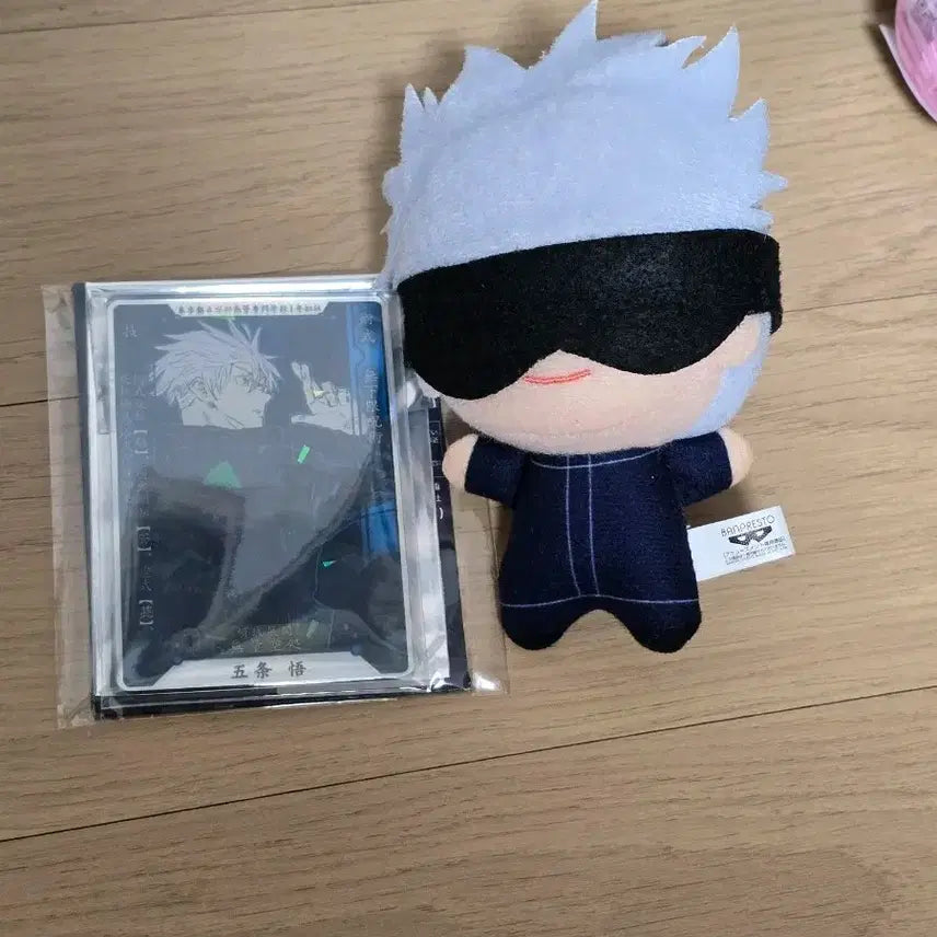 [BUNJANG] Jujutsu Kaisen Satoru Gojo Plush &amp; Status Card Bundle Set / 주술회전 고죠 사토루 누이, 스테이더스 판매