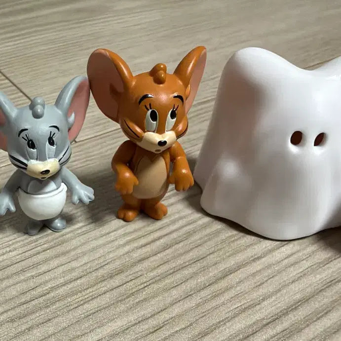[BUNJANG] Tom and Jerry Ghost Play Gacha Set / 톰과 제리 유령 놀이 가챠 4종 일괄