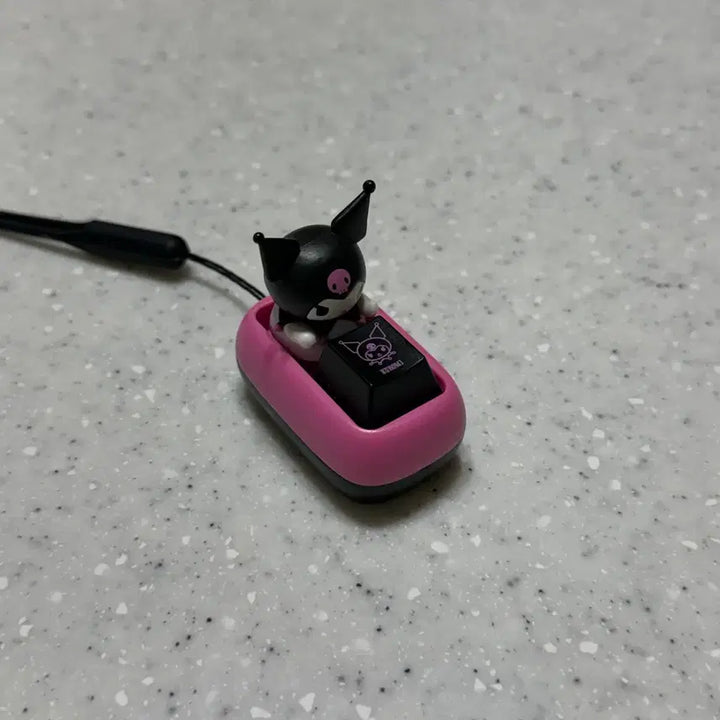 [BUNJANG] Tinyville Kuromi Clicker Keycap / 타이니빌 쿠로미 클리커 키캡
