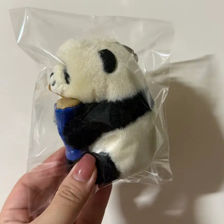 [BUNJANG] Fu Bao Boots Keychain New / 푸바오 장화키링 새상품
